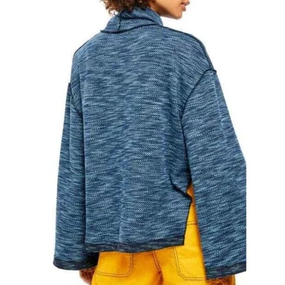 WE THE FREE Sunny Days Oversized Knit Turtleneck Size XS - Picture 2 of 9